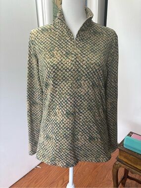 J. McLaughlin Beige and Green Patterned Long Sleeve Pullover